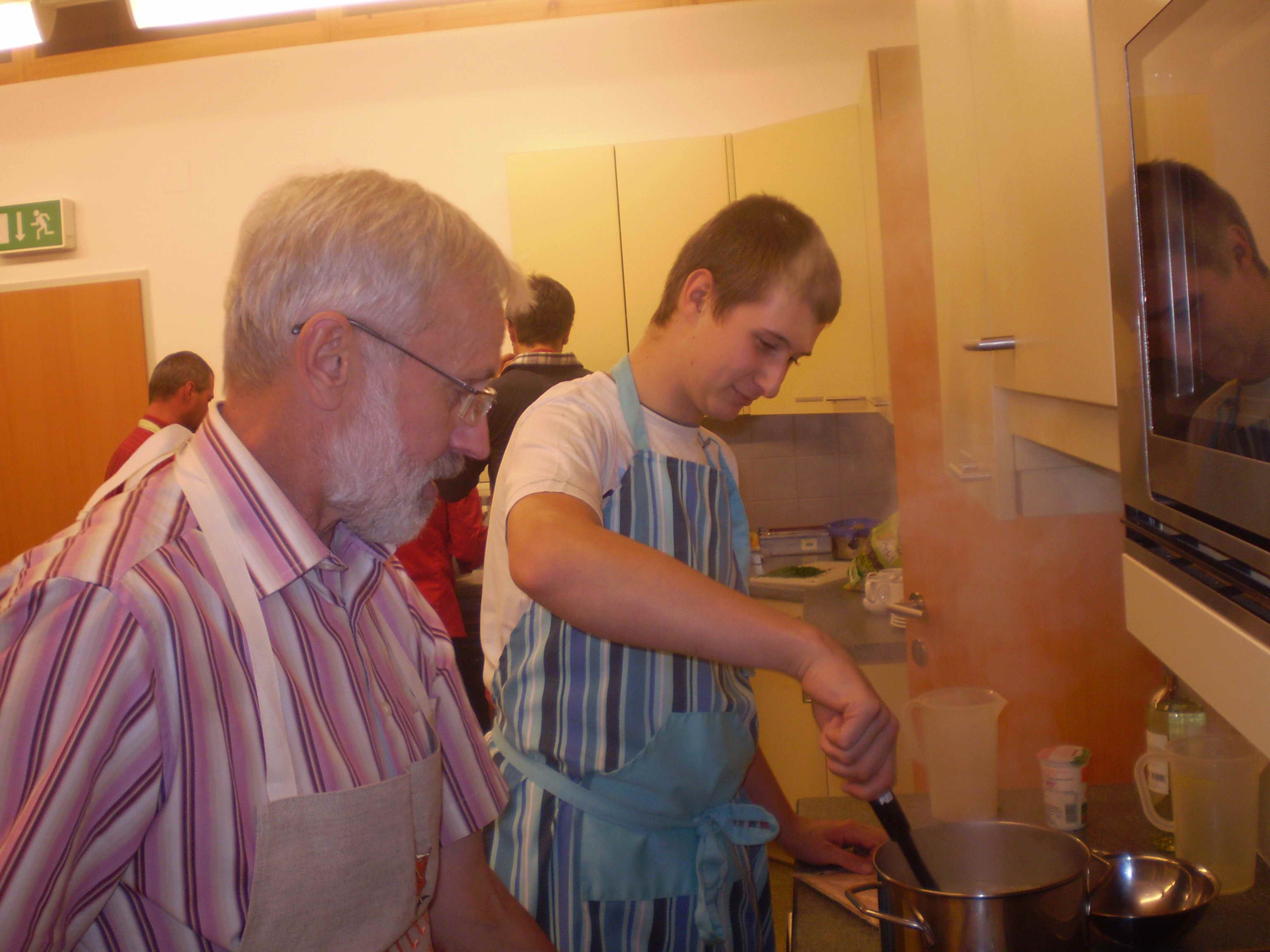 maennerkochen_2011_02.jpg