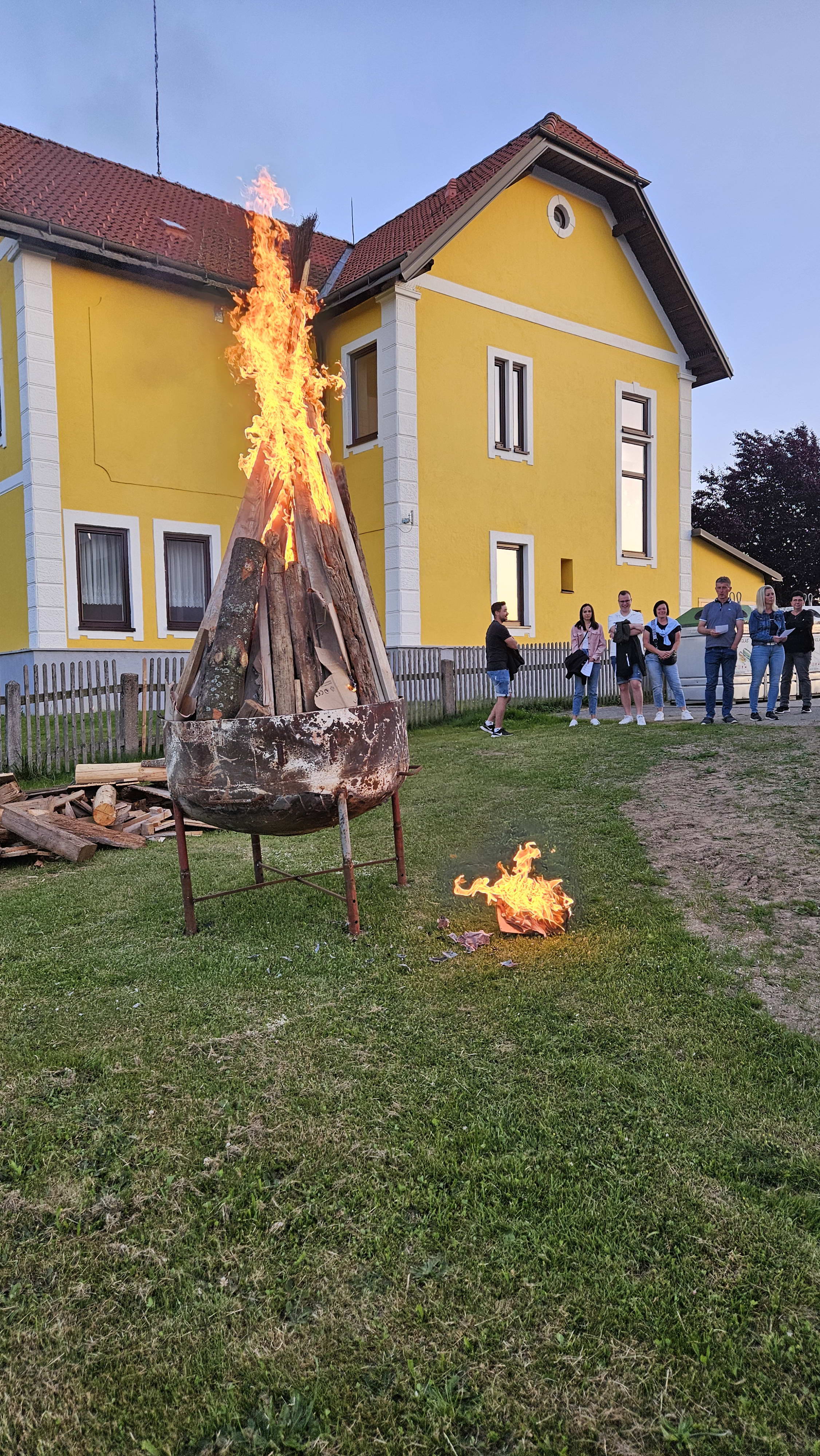 sonnwendfeuer_2025_14.jpg