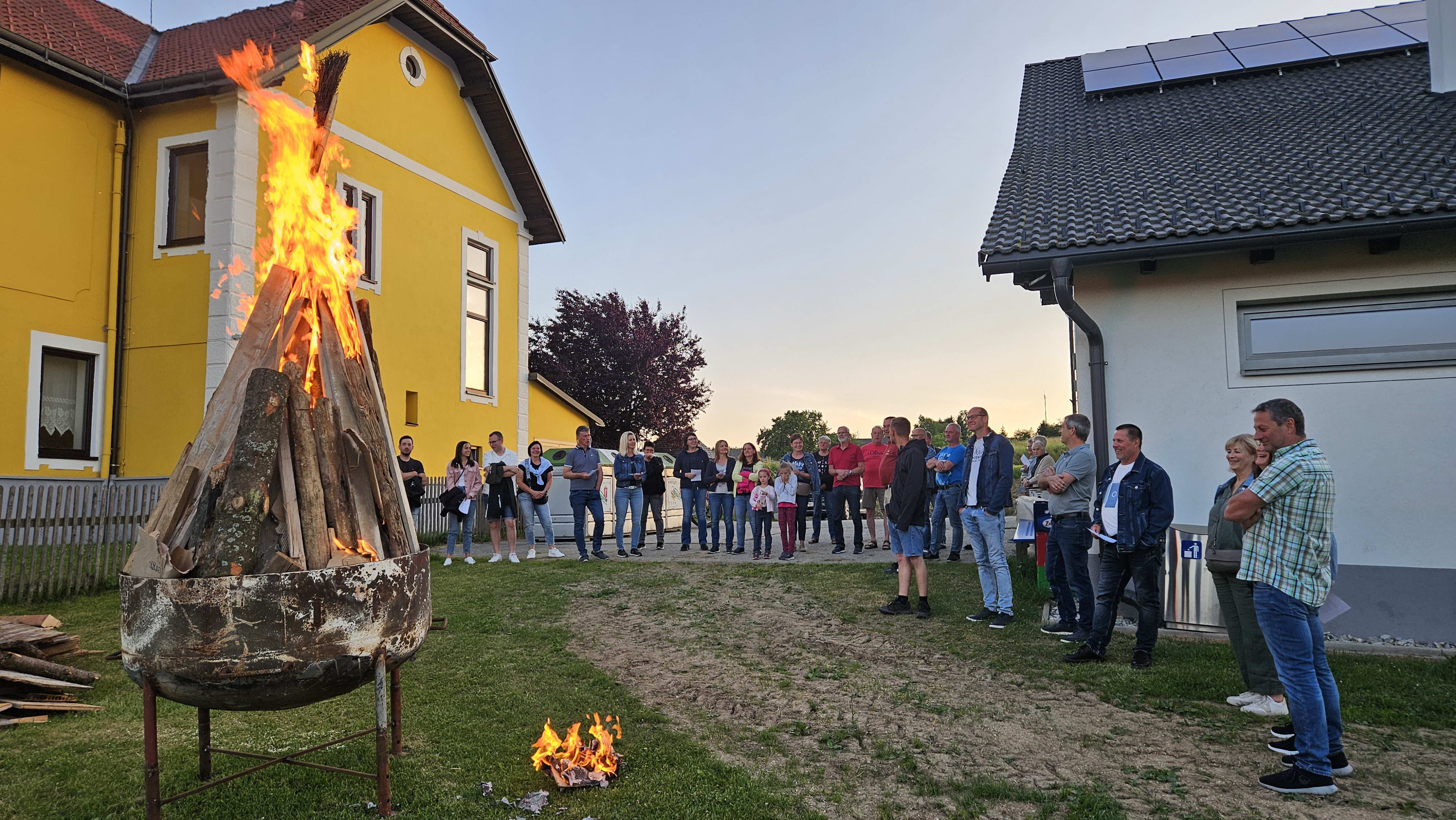 sonnwendfeuer_2025_15.jpg